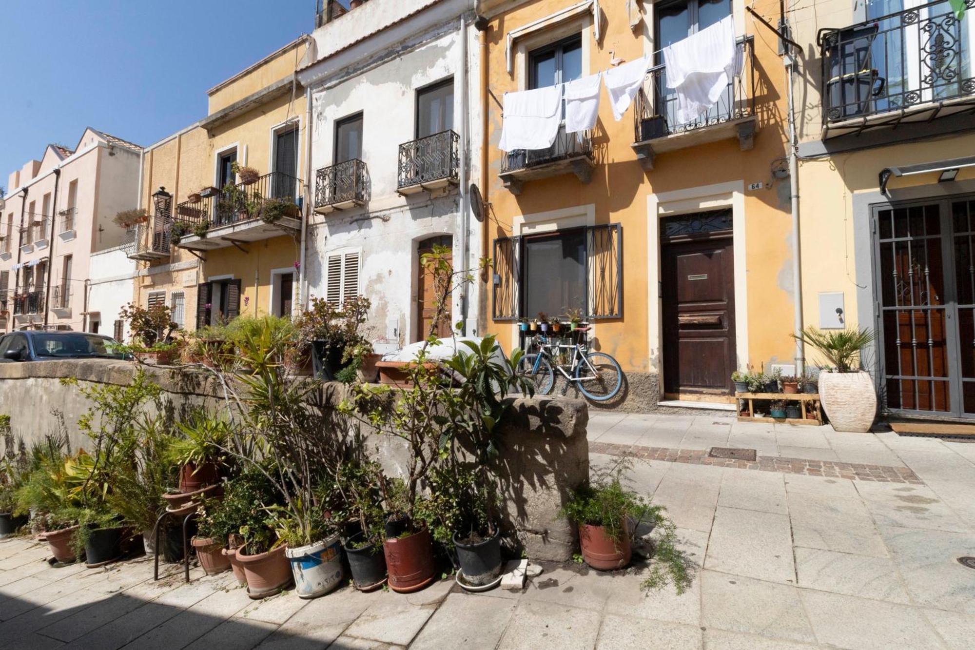 Ferienwohnung Laribiancos Cagliari Centro Storico Exterior foto