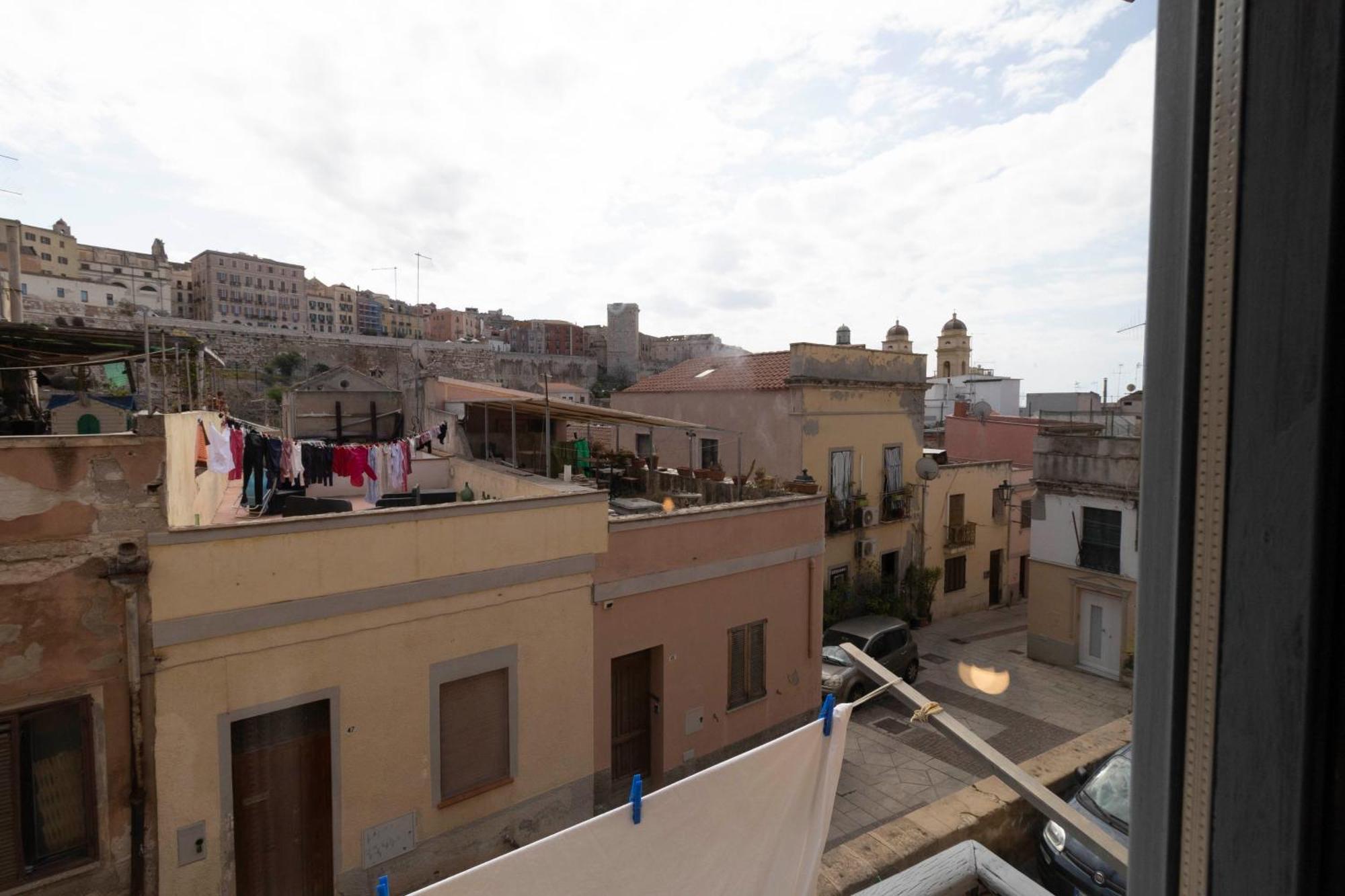 Ferienwohnung Laribiancos Cagliari Centro Storico Exterior foto